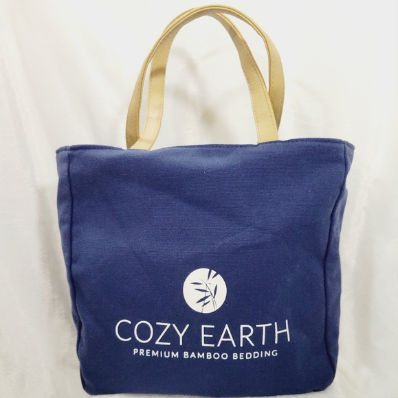 BAG ONLY | Cozy Earth Premium Bamboo Bedding Bag with Zipper - Picture 2 of 10